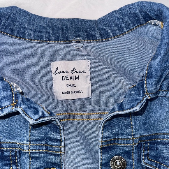 Woman’s Denim Jacket - Picture 2 of 4
